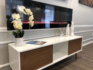 Căn hộ (3 Bedrooms) | 3 phòng ngủ, bàn ủi/dụng cụ ủi quần áo