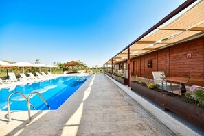 Piscine extérieure