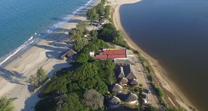 Macaneta Holiday Resort