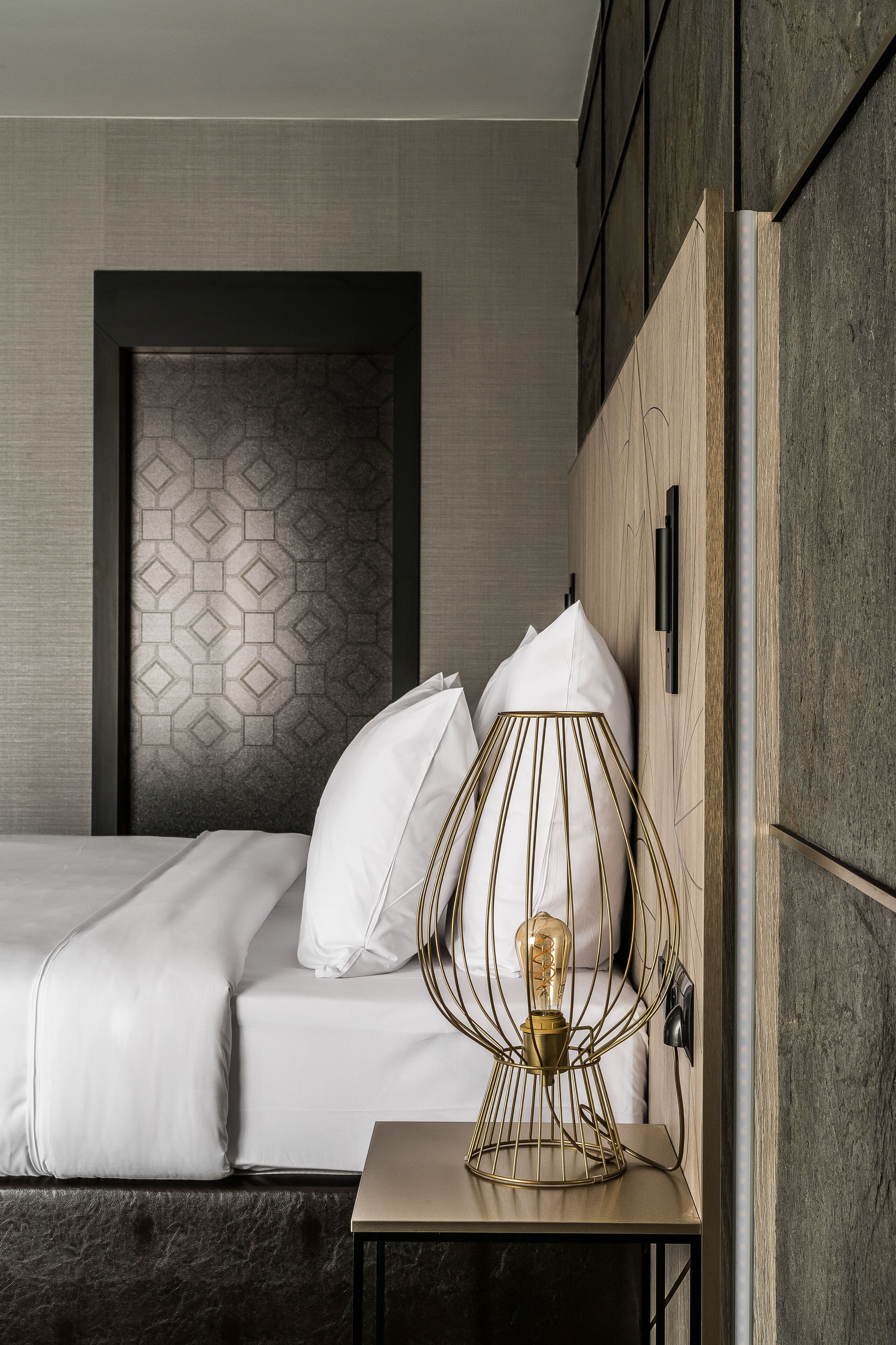 superior room | minibar, in-room safe, desk, soundproofing