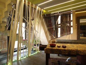 Behandlungsräume für Paare, Sauna, Whirlpool, Dampfbad