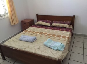 Talo | 2 makuuhuonetta, ilmainen Wi-Fi, vuodevaatteet