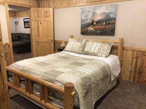 8 bedrooms, iron/ironing board, free WiFi, bed sheets