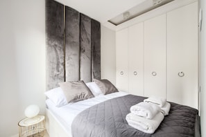 Apartment | 2 bedrooms, free WiFi, bed sheets