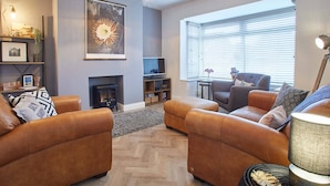 Three-Bedroom House | Living room | Flat-screen TV - Willow View (Saltburn-by-the-Sea)