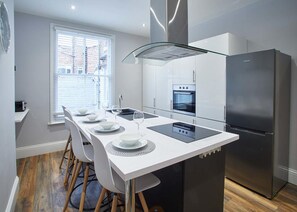Apartment | Private kitchen - Simba House (Saltburn-by-the-Sea)