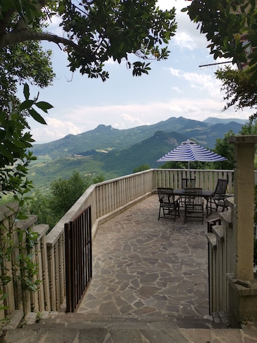 La vista de Angel está en el parque nacional del Gran Sasso, y en última instancia es única.