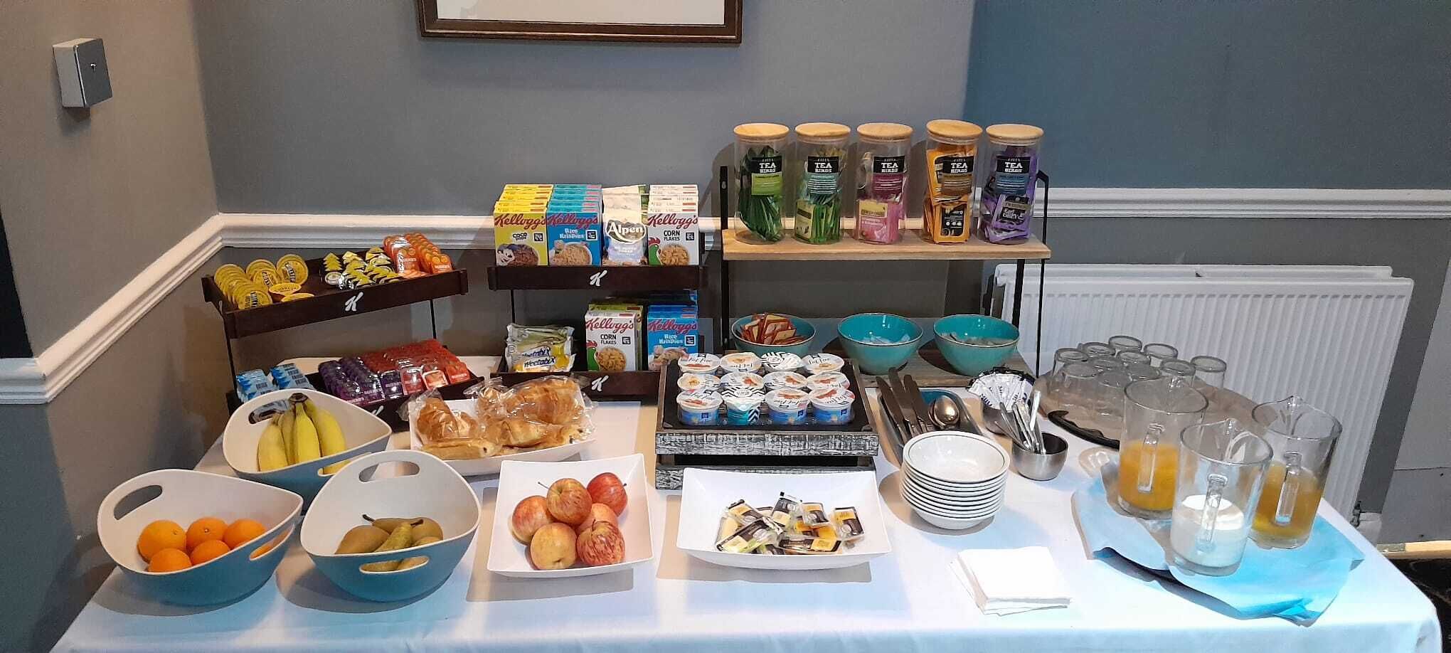 free daily continental breakfast