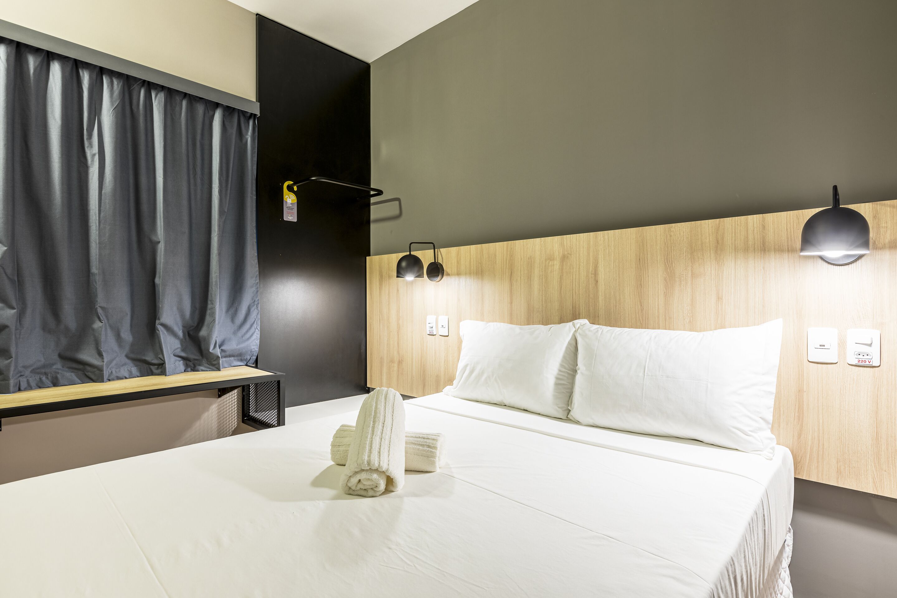 standard double room, 1 double bed | free wifi, bed sheets