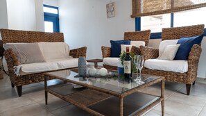 Standard Villa | Living room