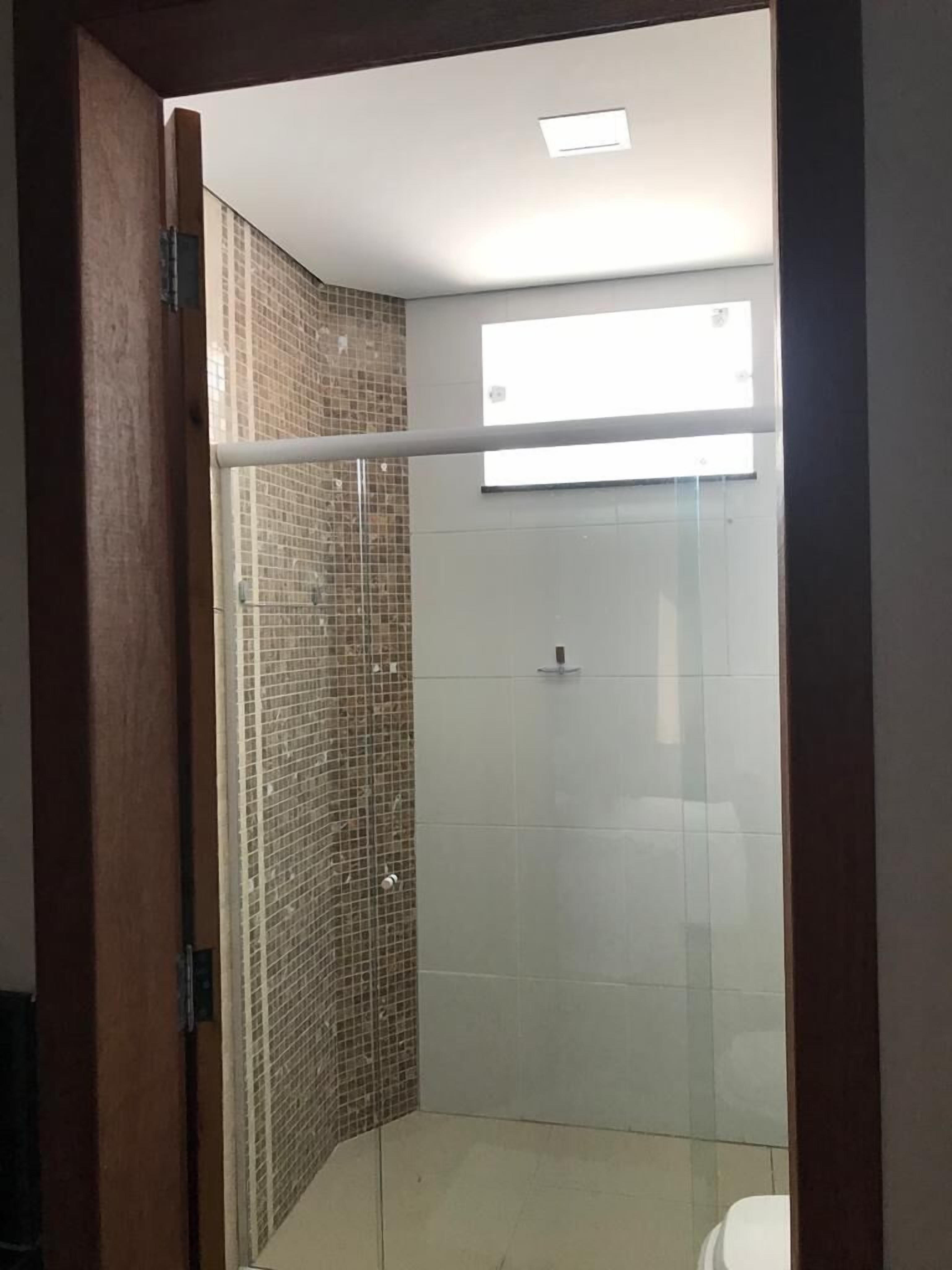 suite casal | bathroom | shower, towels