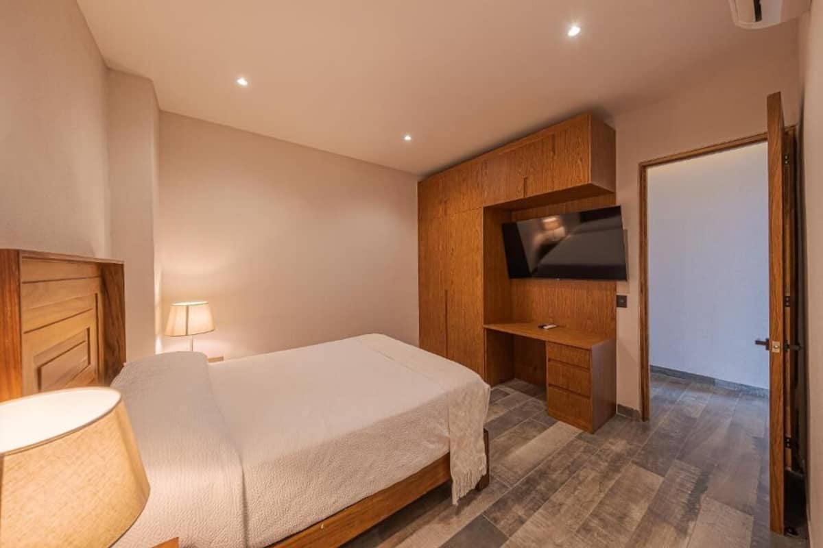 In-room safe, blackout curtains, iron/ironing board, free WiFi