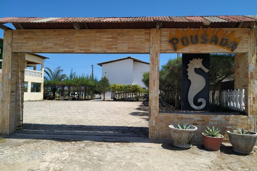 OYO Pousada Cavalo Marinho