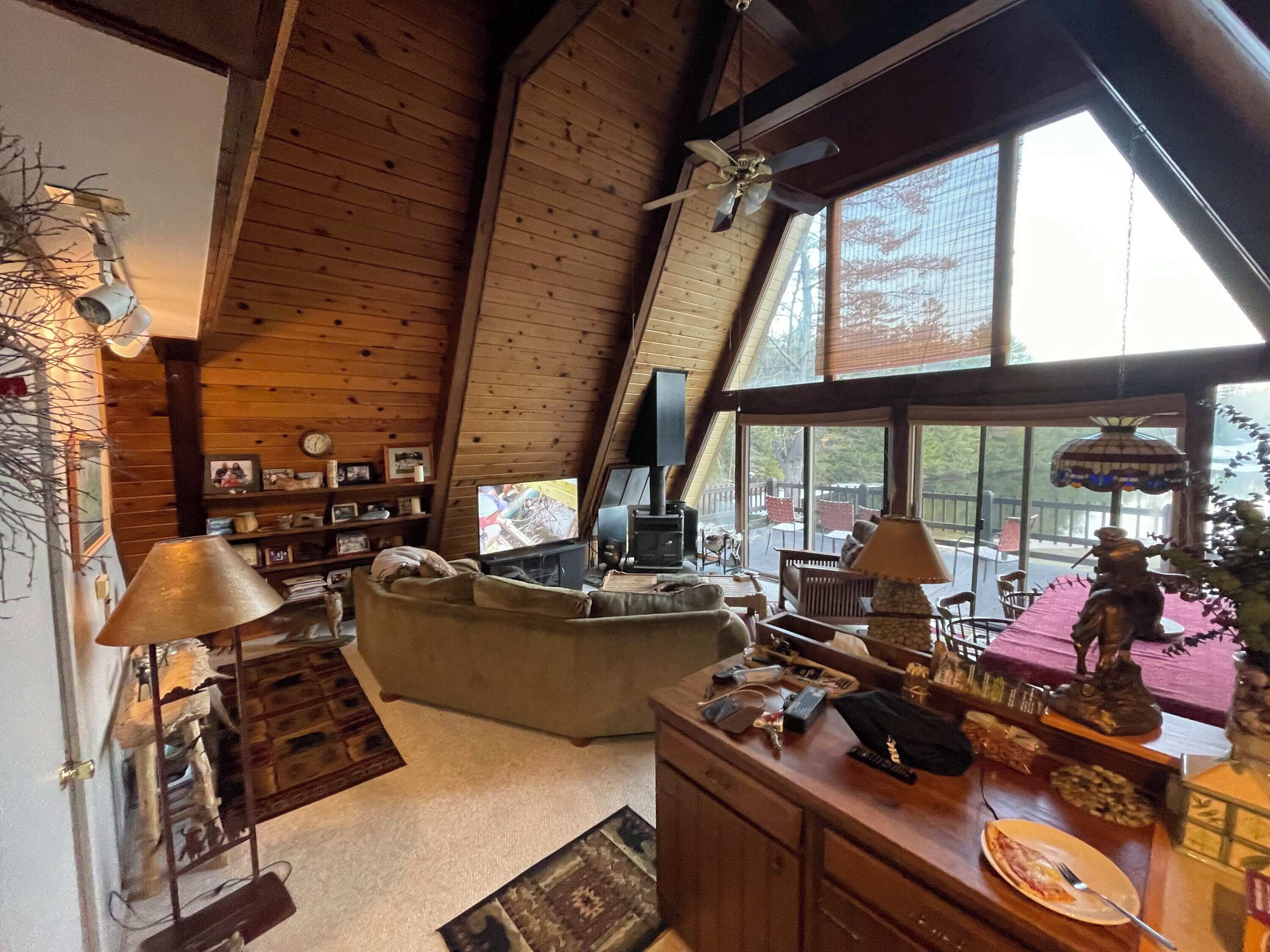 TV, fireplace, DVD player