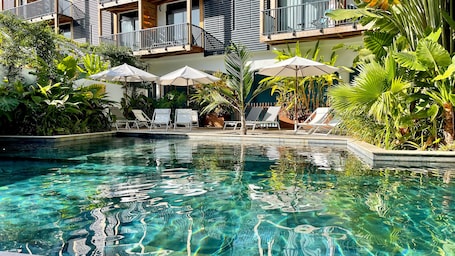 泳池. 圣阿波罗尼亚住宅