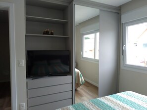 2 quartos, ferros/tábuas de passar roupa, Wi-Fi de cortesia