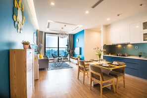 Apartment, 2 Bedrooms | Living area | Smart TV - Harim Vinhomes Metropolis (Hanoi)