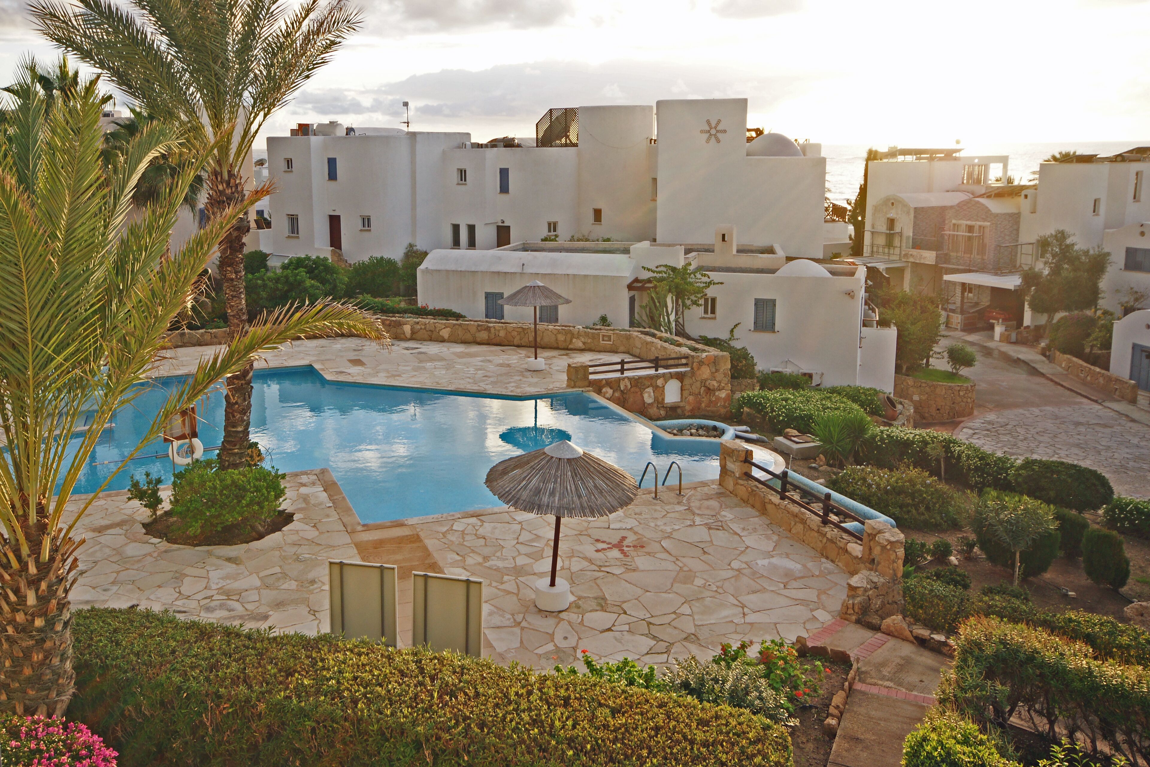 Resitour - Apollo Beach Villas