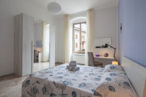 Standard-Doppelzimmer, Gemeinschaftsbad (Portovenere) | Zimmerausstattung