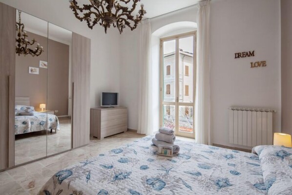 Kamar Deluks, 1 kamar tidur, kamar mandi umum (balcony, 5 Terre) | Fasilitas kamar