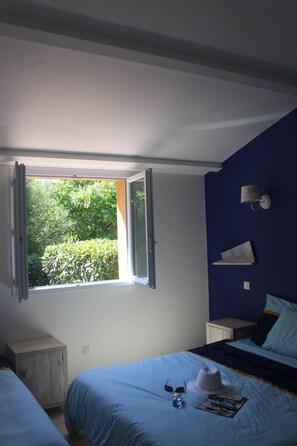 1 chambre, fer et planche Ă repasser, lit parapluie, Wi-Fi gratuit