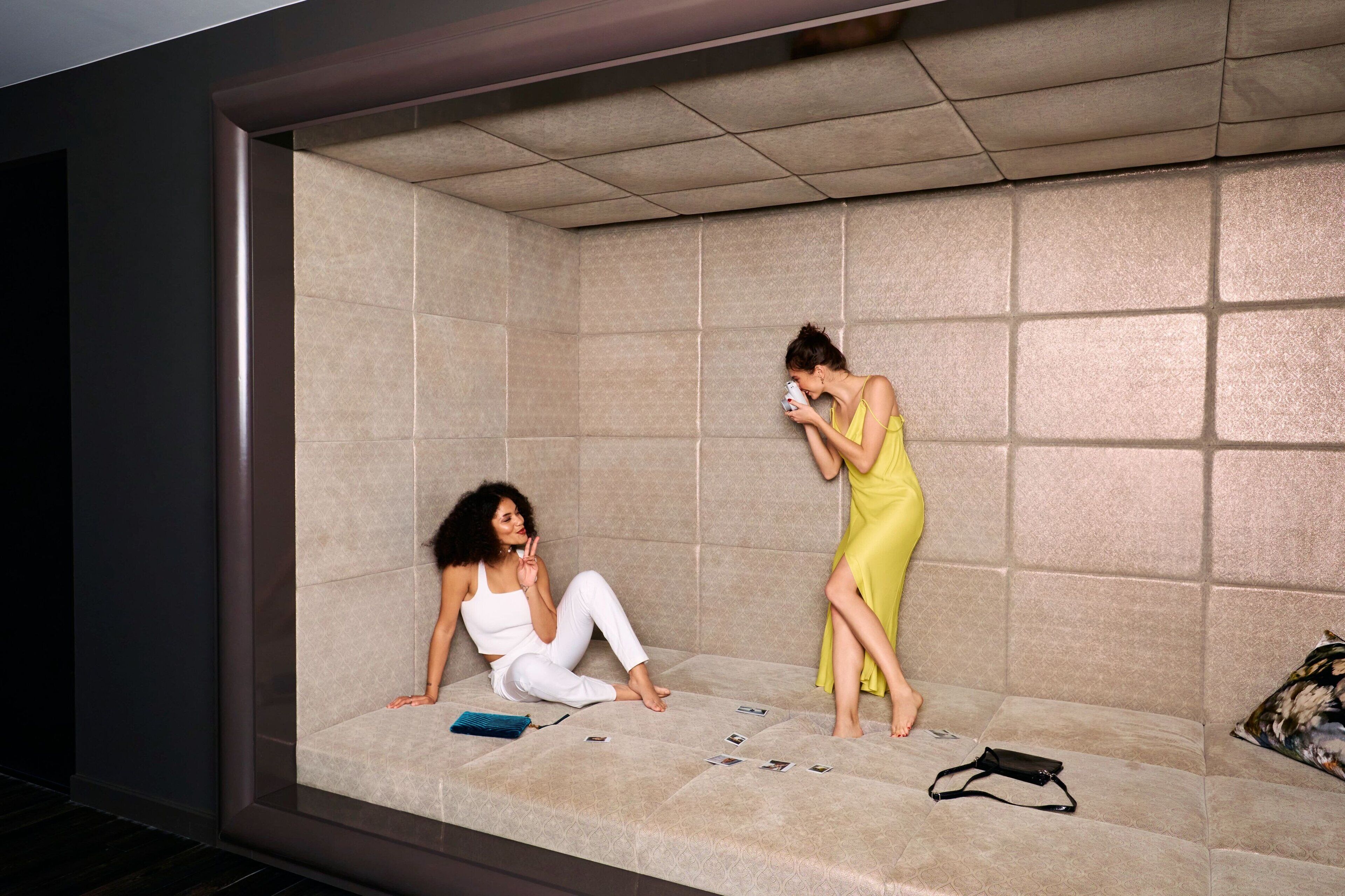 suite, 1 bedroom | lounge | 2 bars/lounges, lobby lounge, rooftop bar