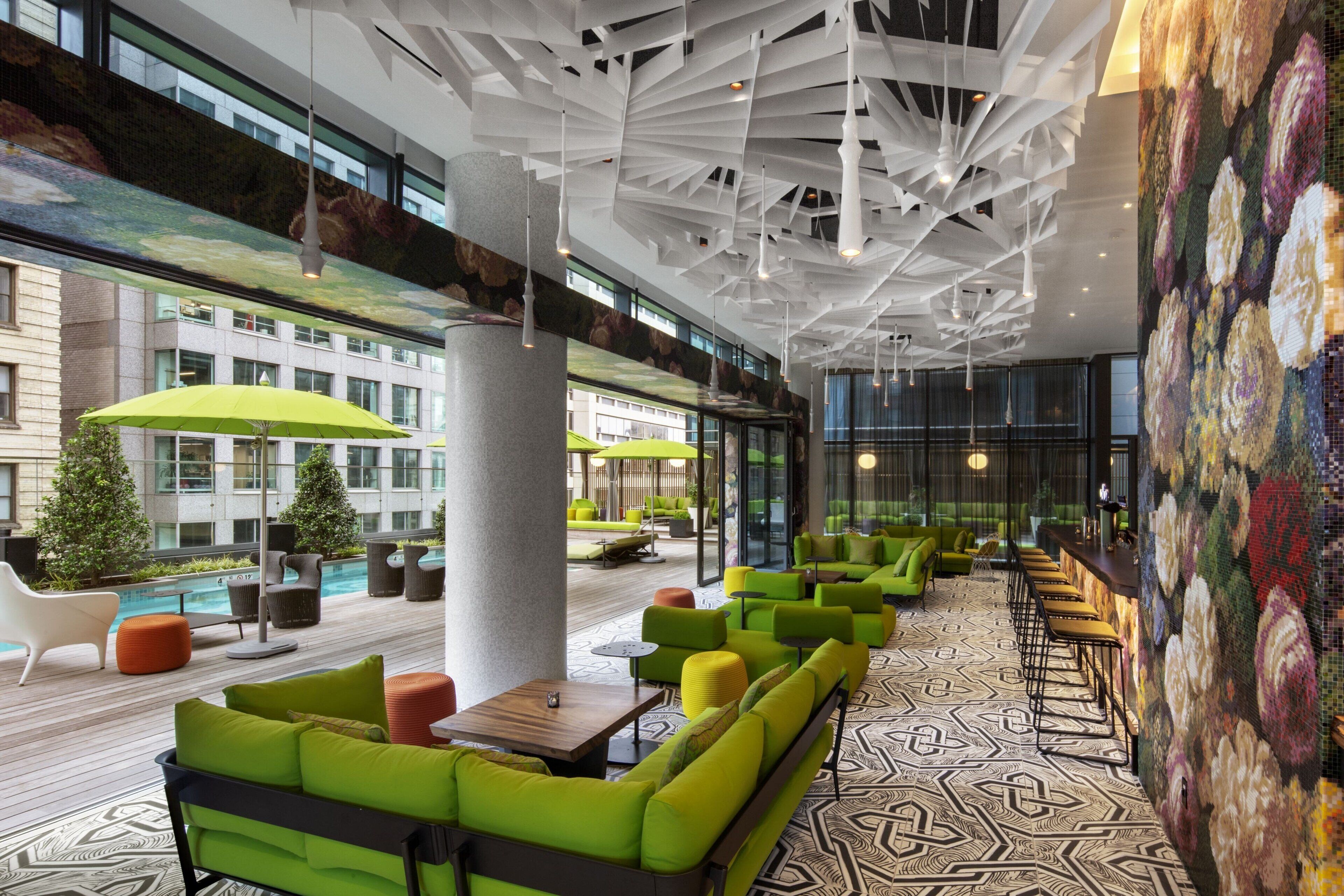 2 bars/lounges, lobby lounge, rooftop bar