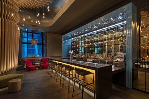2 bars/lounges, lobby lounge, rooftop bar - W Philadelphia (Philadelphia)