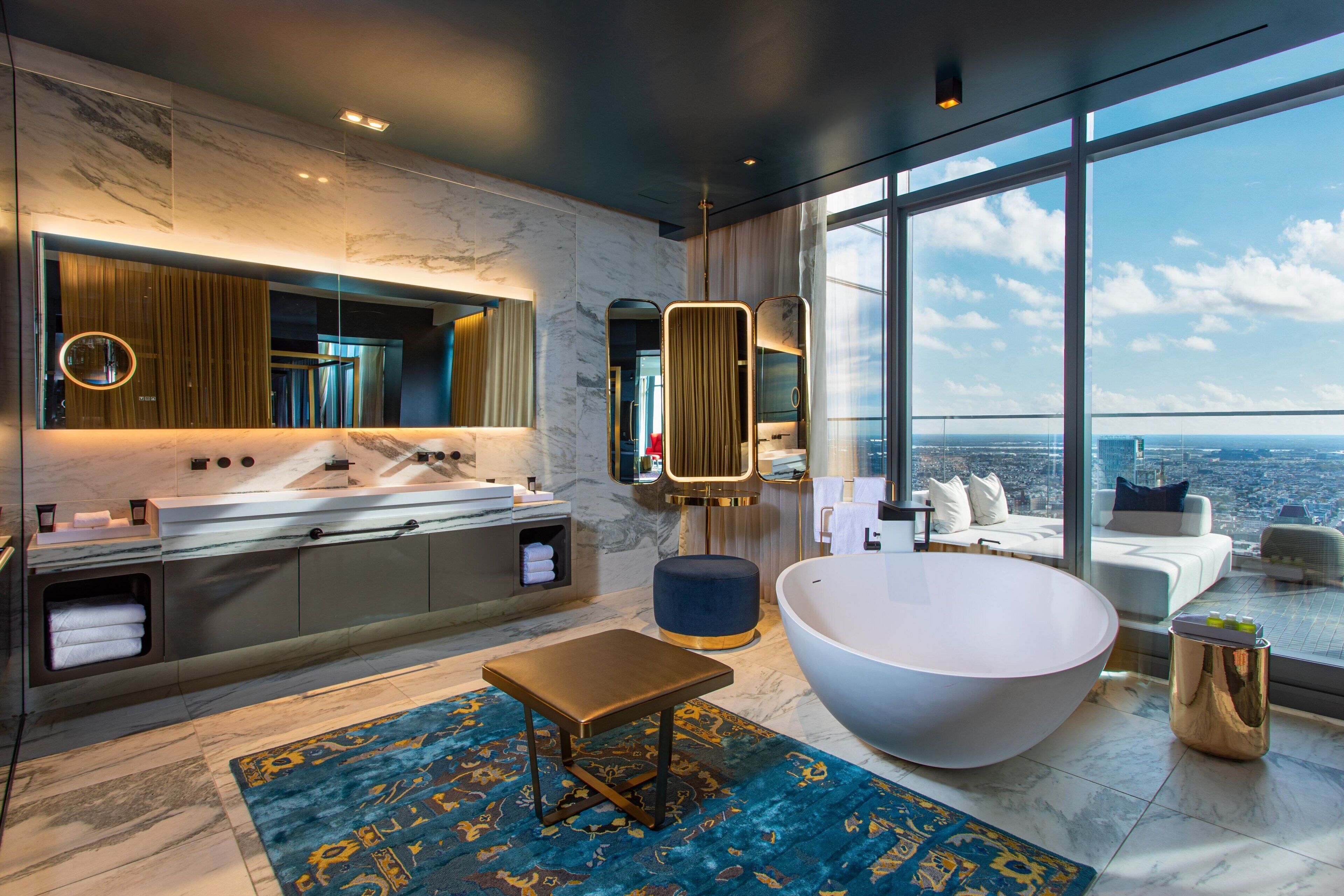 1 bedroom, premium bedding, pillow-top beds, minibar