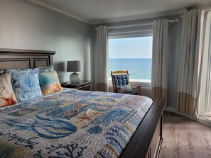 2 bedrooms, WiFi, bed sheets - Enjoy This Amazing Balcony & Adorable Coastal Condo! (Pensacola)