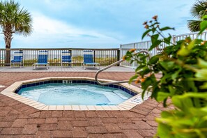 Pool - Cozy Gulf Front Condo in the West Building! (Pensacola)