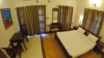 Soundproofing, free WiFi