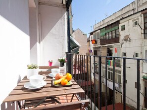 Apartment, 2 Bedrooms (33) | Balcony - Suite Place Barcelona Diputació (Barcelona)