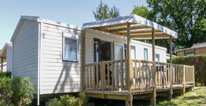 Comfort Mobile Home, 3 Bedrooms, Terrace | Terrace/patio