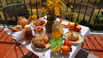 Breakfast meal