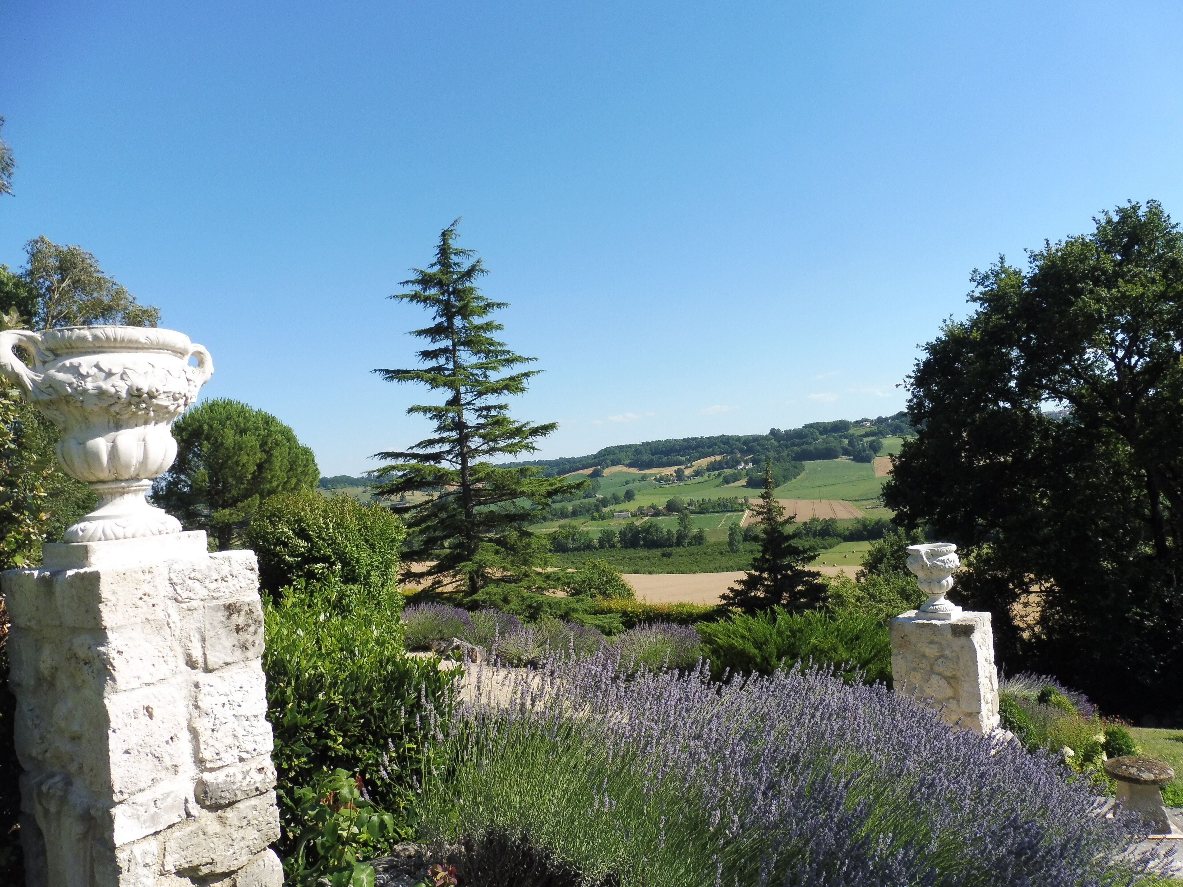 Suite, 2 Bedrooms (Vionnet) | Garden view