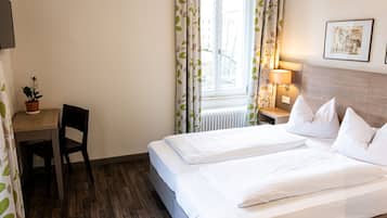 Exclusive Double Room, Non Smoking | 1 bedroom, desk, blackout drapes, free WiFi