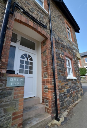 Exterior detail - 5 Bed in Lynton (oc-clif10) (Lynmouth)