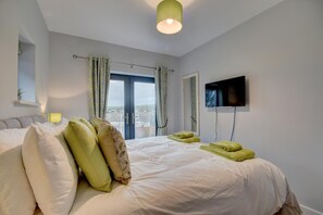 3 bedrooms, iron/ironing board, free WiFi, bed sheets - 3 Bed in Croyde (oc-hector) (Croyde)