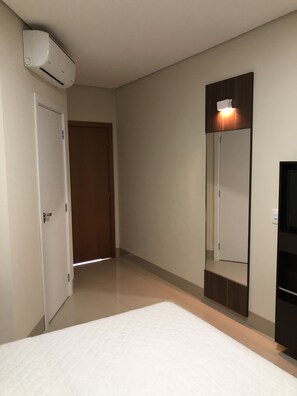 Standard Double Room | Free WiFi, bed sheets - Hotel Bem Bom II (Campo Verde)