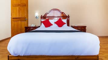 Strykjärn/strykbräda och sängkläder