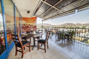 Breakfast and lunch served, Mexican cuisine