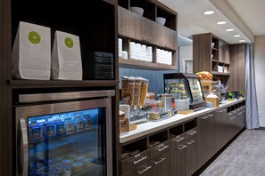 Desayuno para llevar incluido todos los días