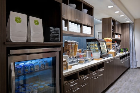 Desayuno para llevar incluido todos los días