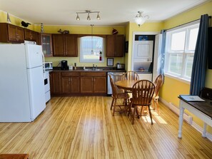 Microonde, lavastoviglie, macchina per tè/caffè