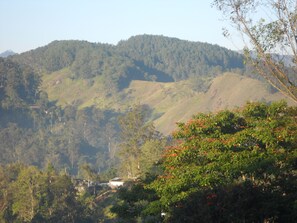 Chambre Quadruple Confort | Vue sur les montagnes