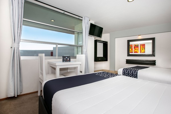 Estándar doble matrimonial | Desk, soundproofing, iron/ironing board, free WiFi