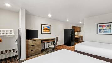 Room, 2 Queen Beds, Mobility Accessible