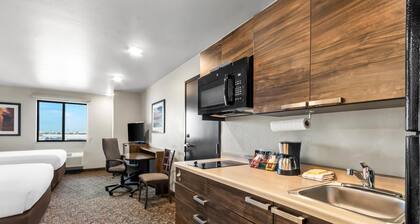 Sonesta Simply Suites Avondale