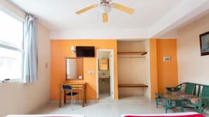 Room - Hotel Casa Regina (Felipe Carrillo Puerto)